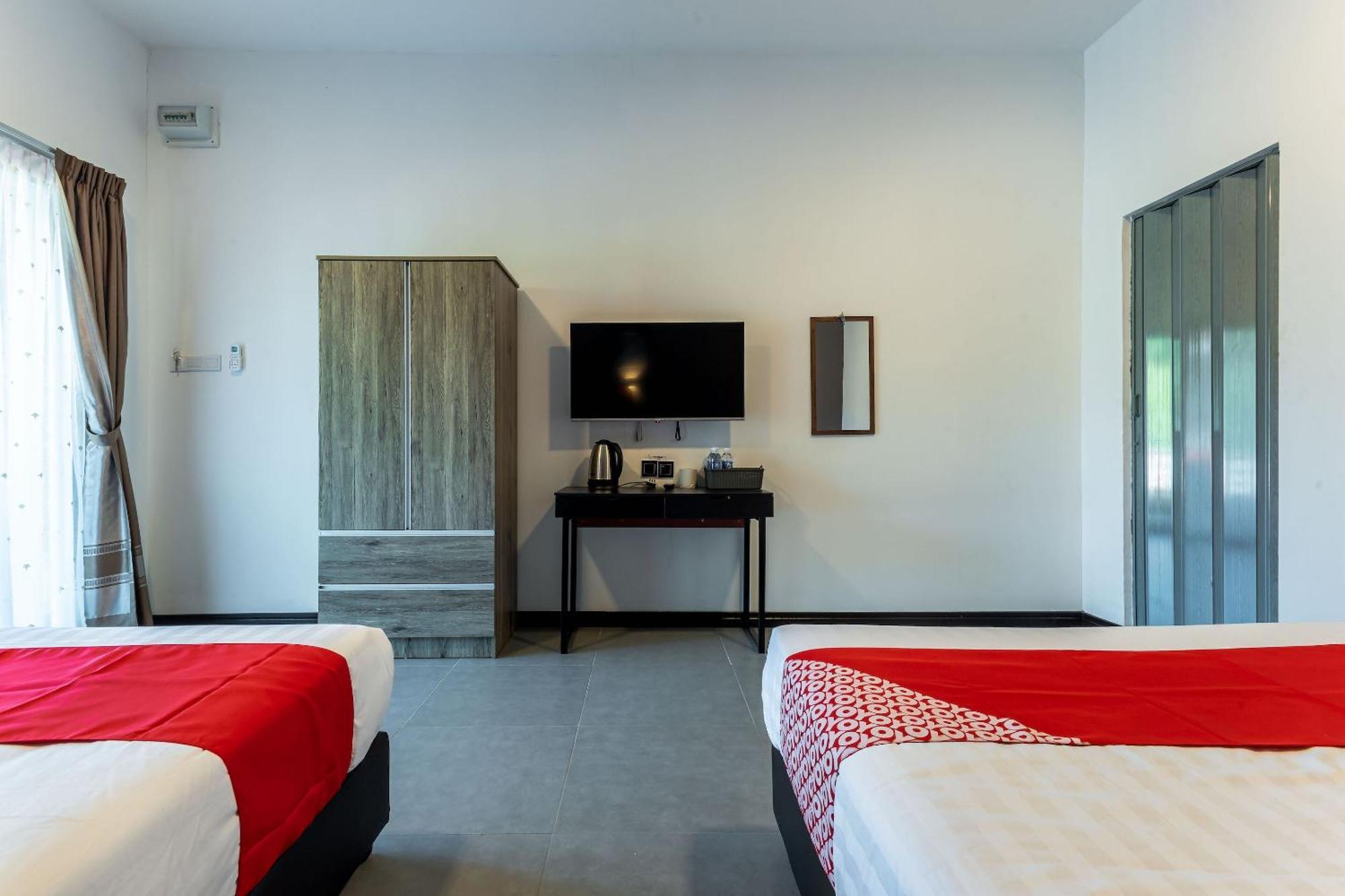 Oyo 90149 Pua Family Semporna Hotell Eksteriør bilde
