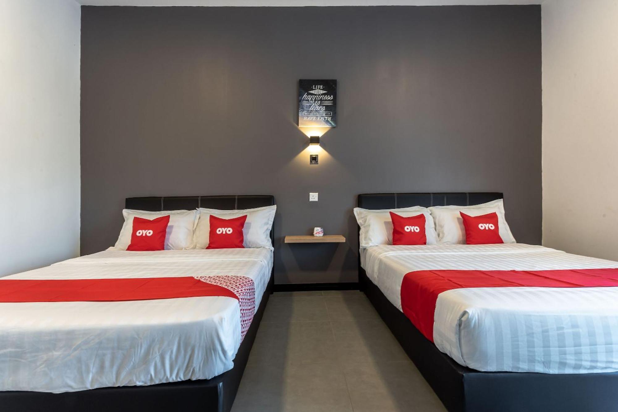 Oyo 90149 Pua Family Semporna Hotell Eksteriør bilde